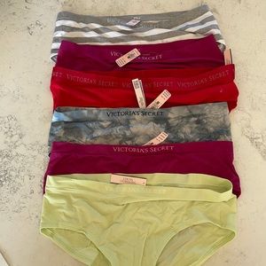 NWT Victoria’s Secret Hiphugger/hipster panties.  Women’s XL